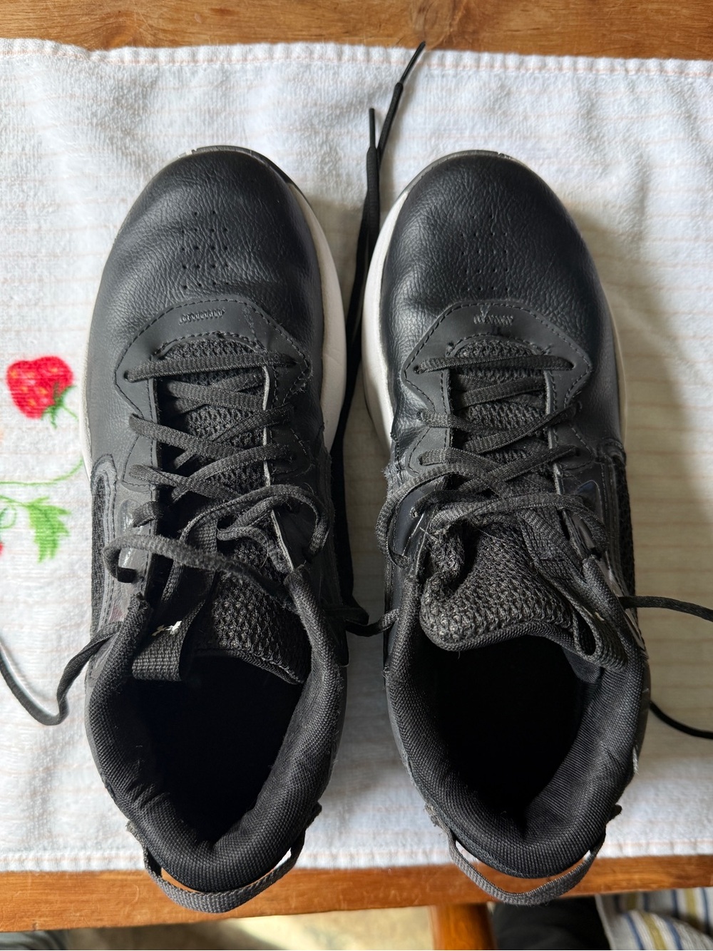 Under Armour Women's Black Athletic Shoes with White Midsole